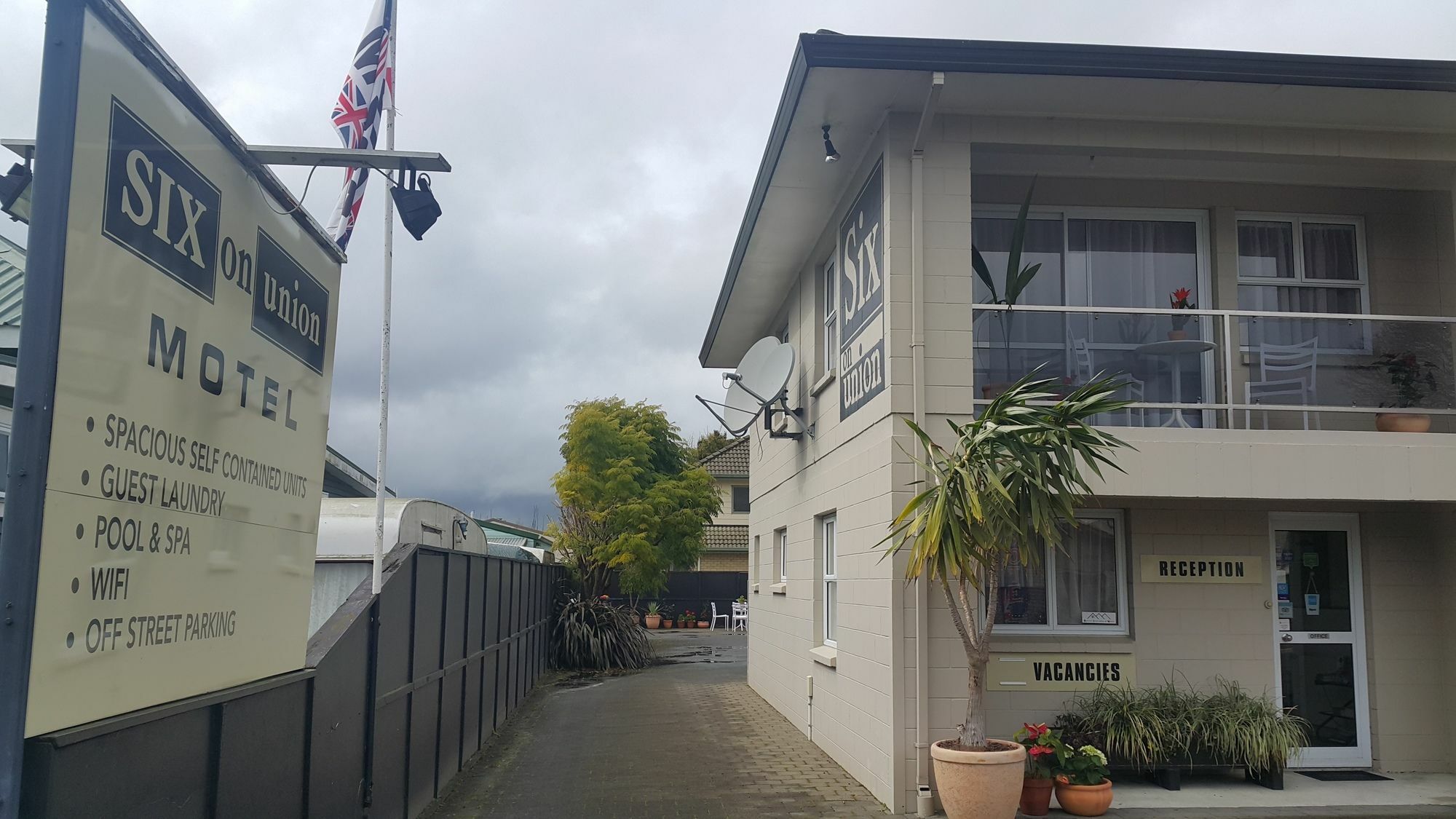 Six On Union Motel Rotorua Eksteriør billede